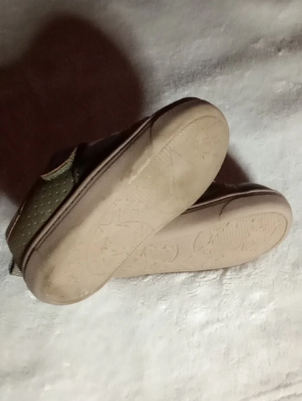 CARTERS Kids Olive Green Casual Lace-Up Shoes SIZE 4 LIL ONES - Picture 6 of 7